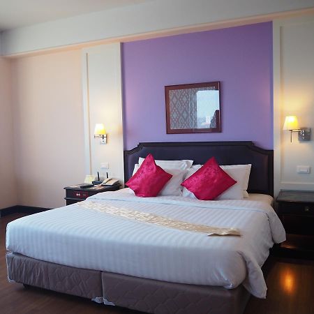 Charoen Thani Hotel, Khon Kaen Exterior photo