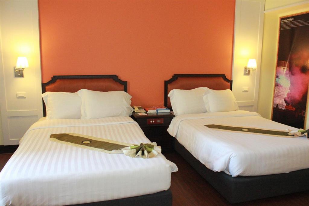 Charoen Thani Hotel, Khon Kaen Exterior photo