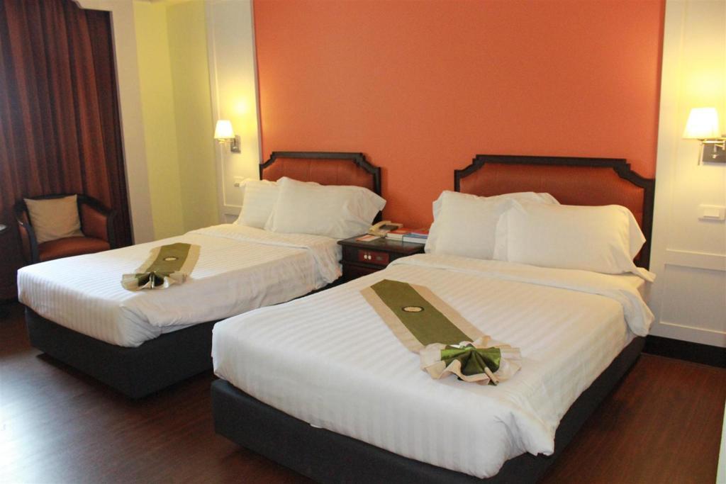 Charoen Thani Hotel, Khon Kaen Exterior photo